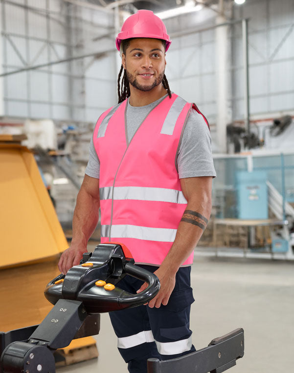 SW43 safety vest with shoulder tapes